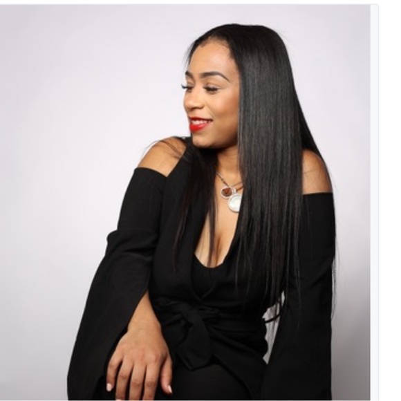 Meet your Posher, Junae - Picture 1 of 1